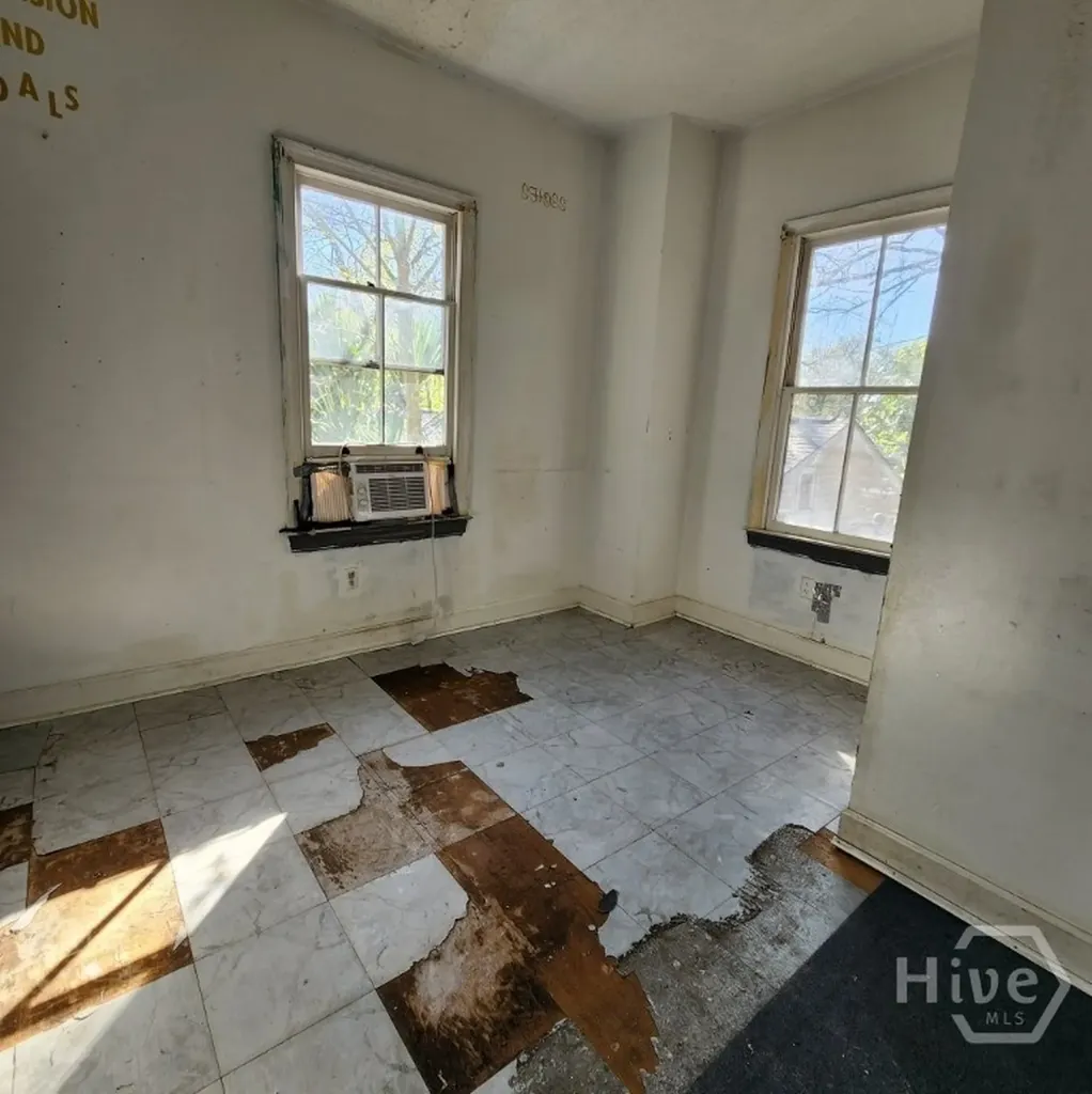 1707 Le Grand Street Savannah GA 31401