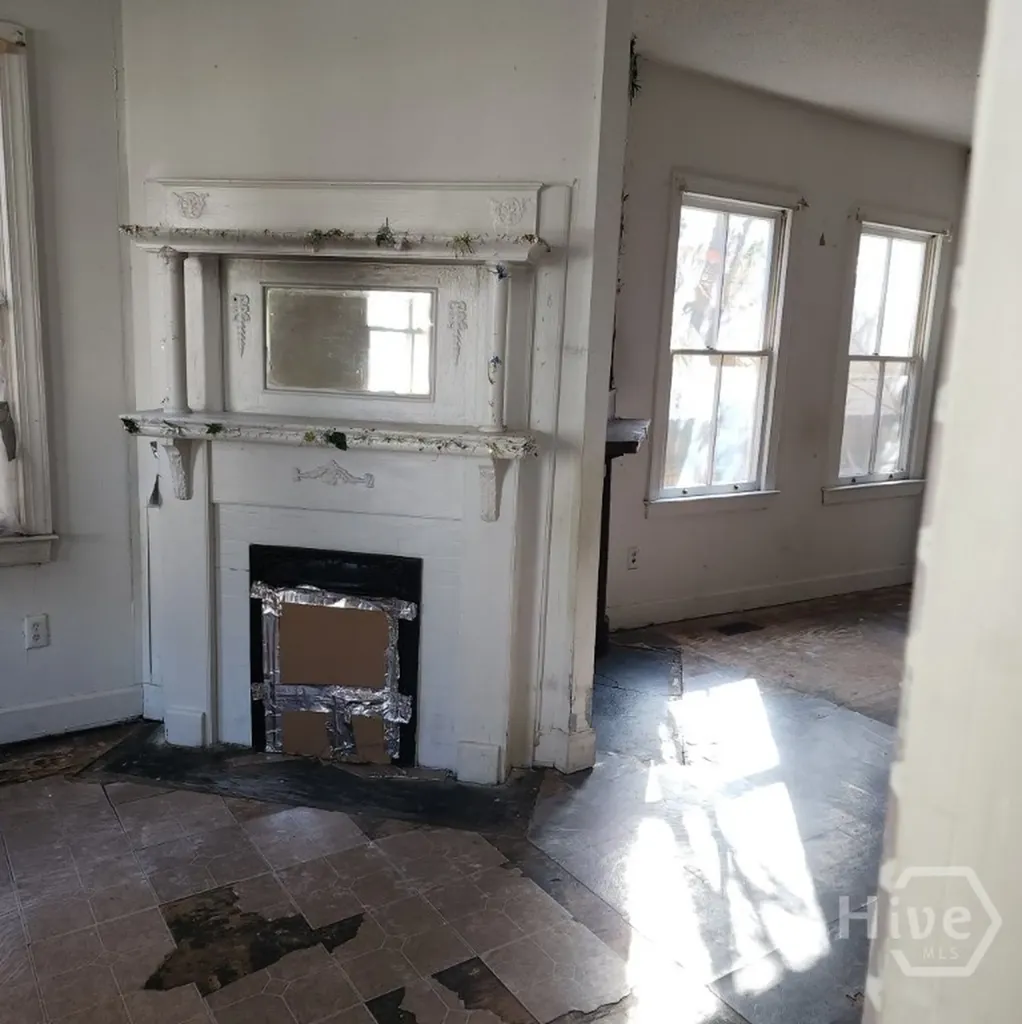 1707 Le Grand Street Savannah GA 31401
