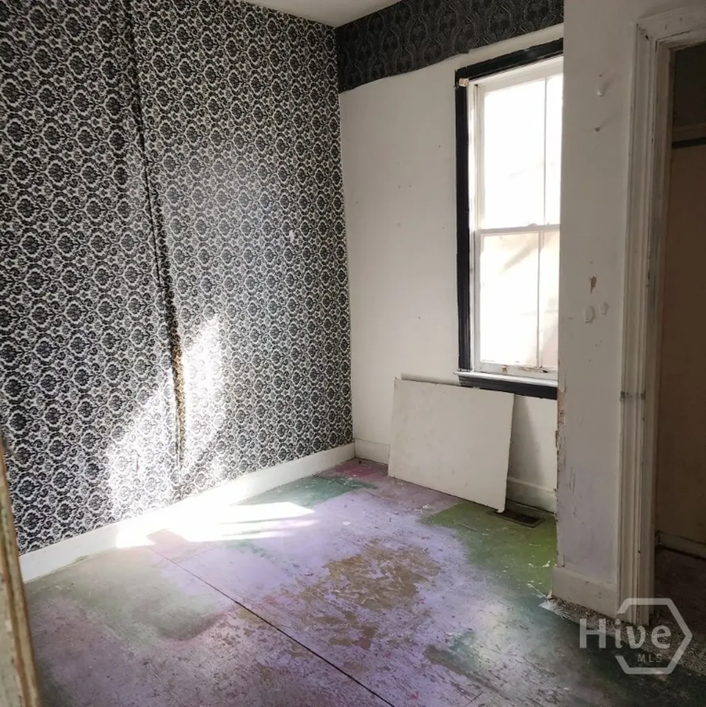 1707 Le Grand Street Savannah GA 31401