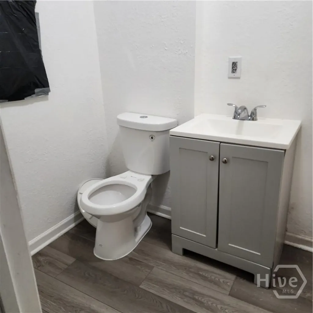 1707 Le Grand Street Savannah GA 31401