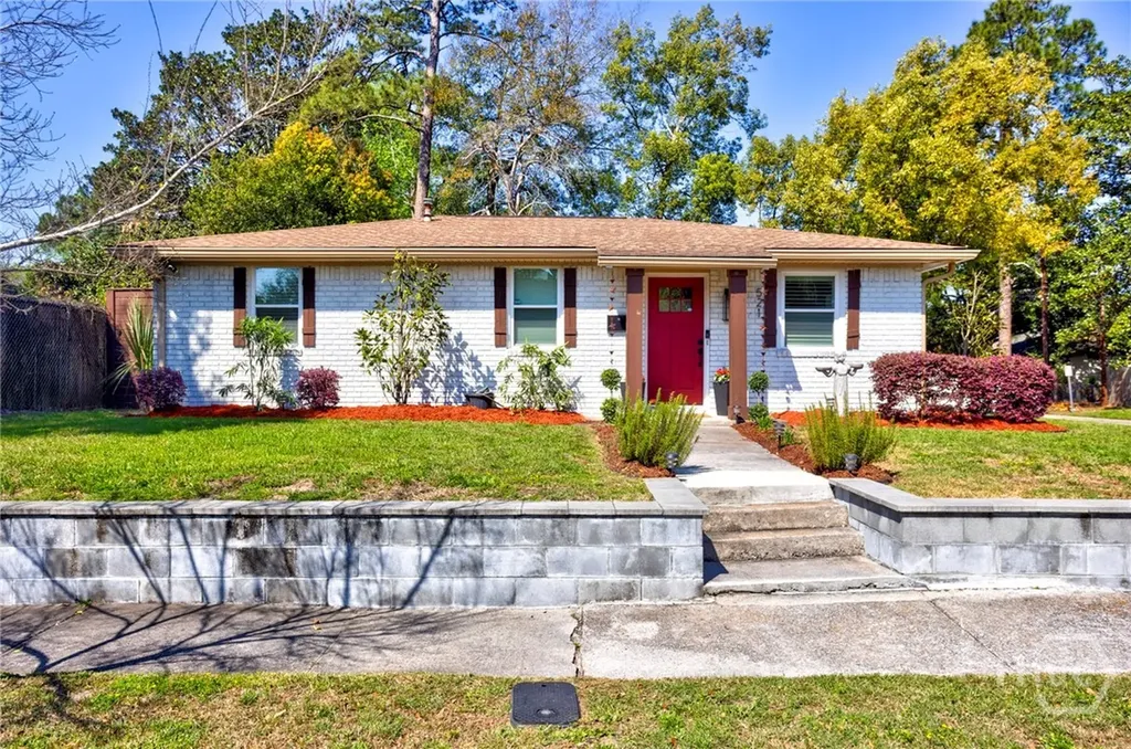 521 Atkinson Avenue Savannah GA 31404