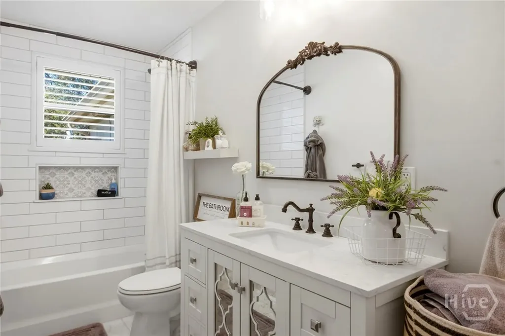 521 Atkinson Avenue Savannah GA 31404