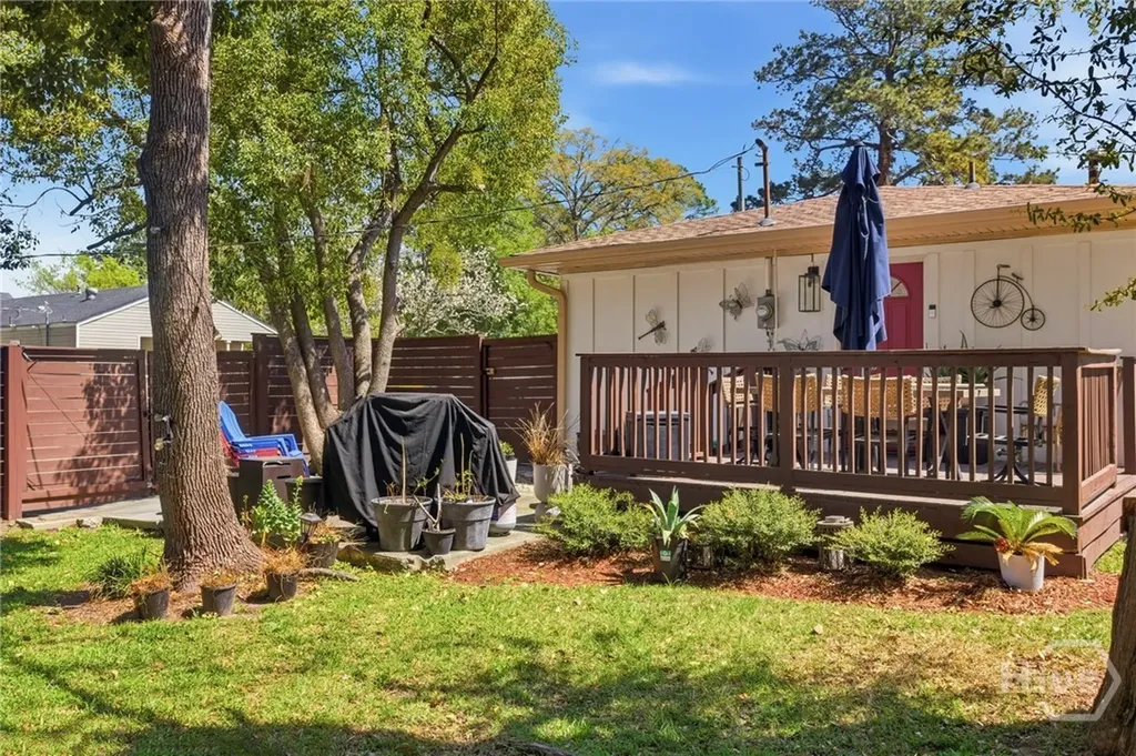 521 Atkinson Avenue Savannah GA 31404