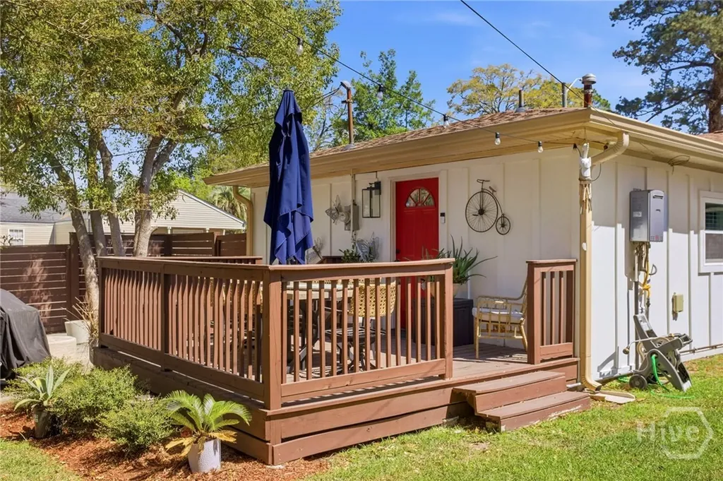 521 Atkinson Avenue Savannah GA 31404