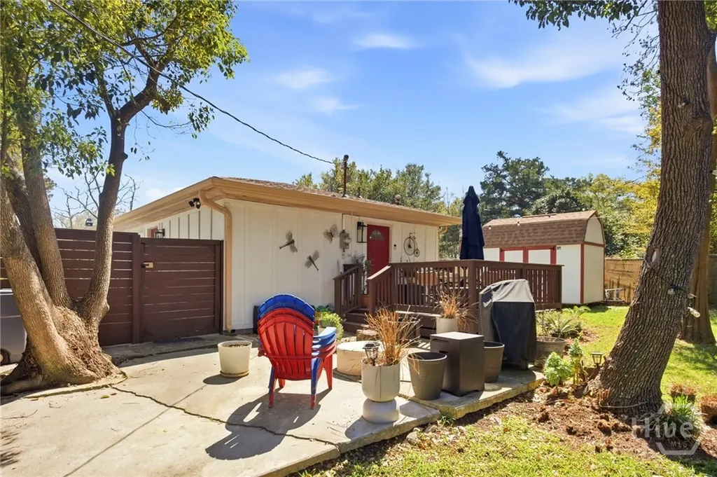 521 Atkinson Avenue Savannah GA 31404