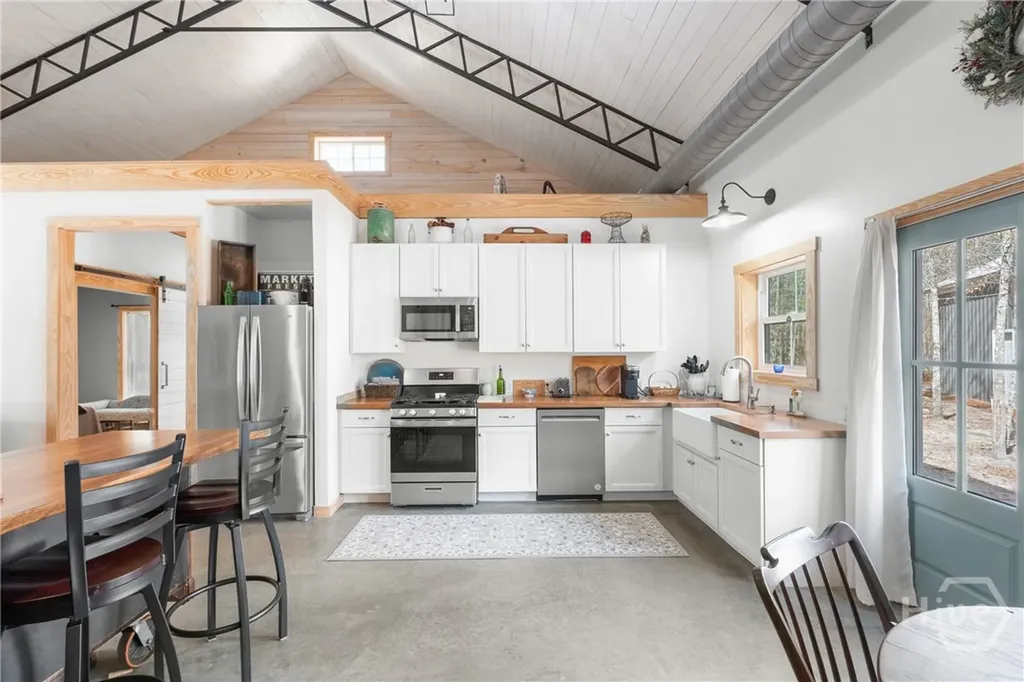 26 Cason Drive Pembroke GA 31321