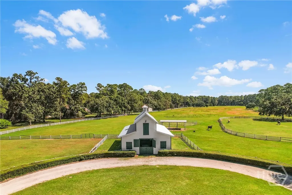 1893 Fair Hope Drive NE Townsend GA 31331