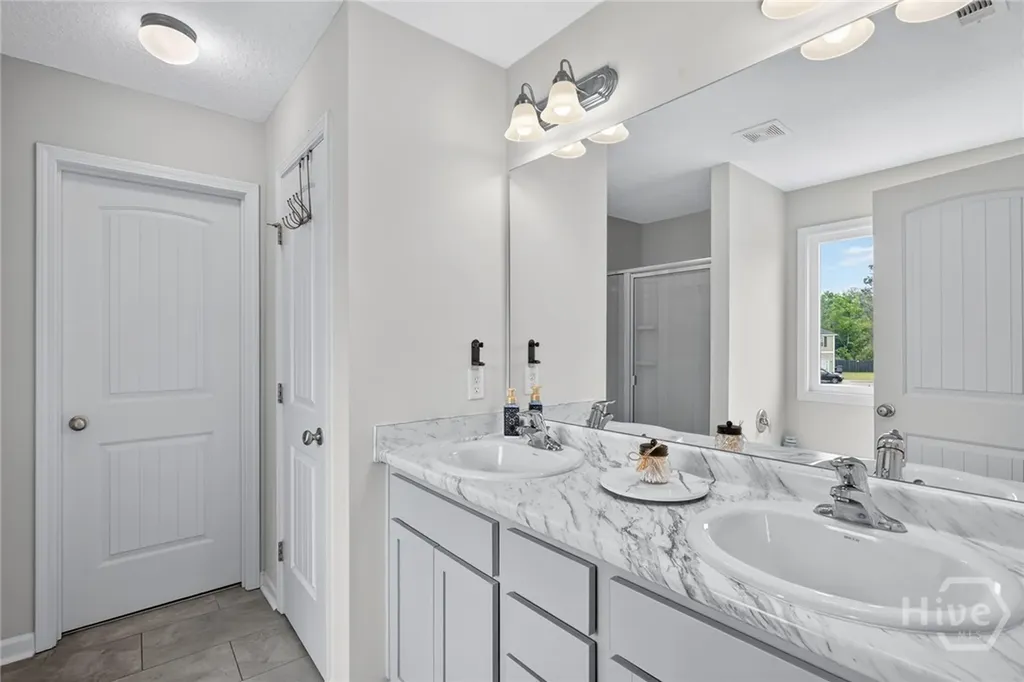 425 Brightleaf Circle Hinesville GA 31313