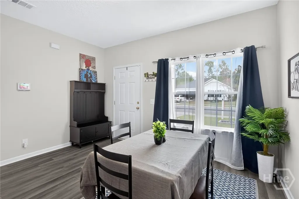 425 Brightleaf Circle Hinesville GA 31313