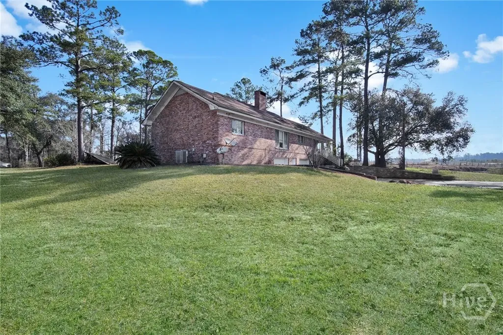 2060 Us Highway 80 Highway Bloomingdale GA 31302