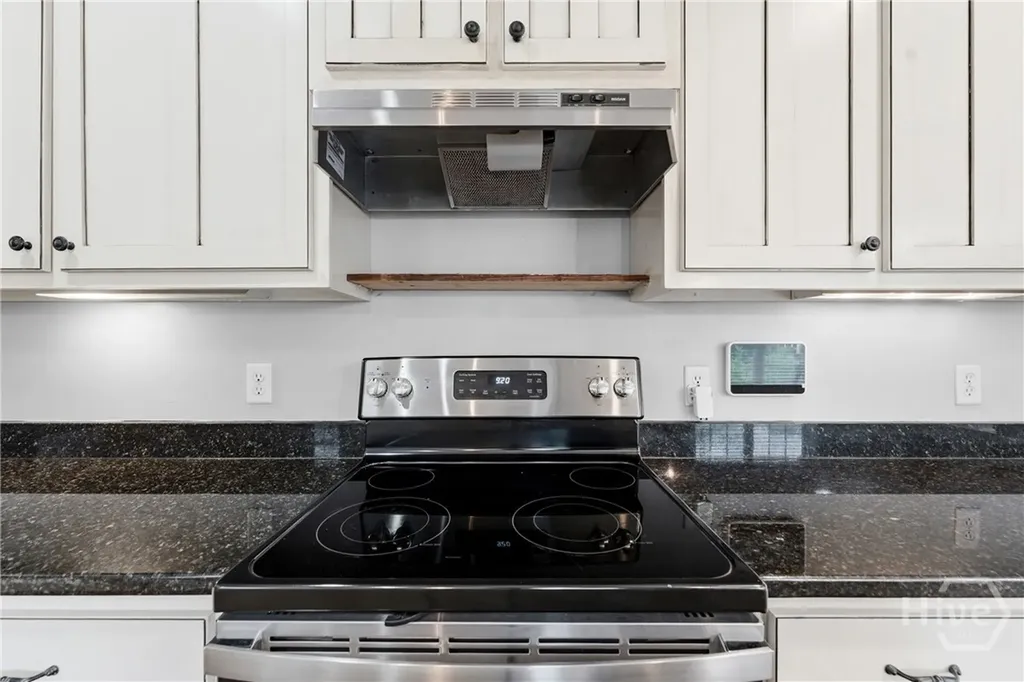 75 Jacobs Circle Richmond Hill GA 31324