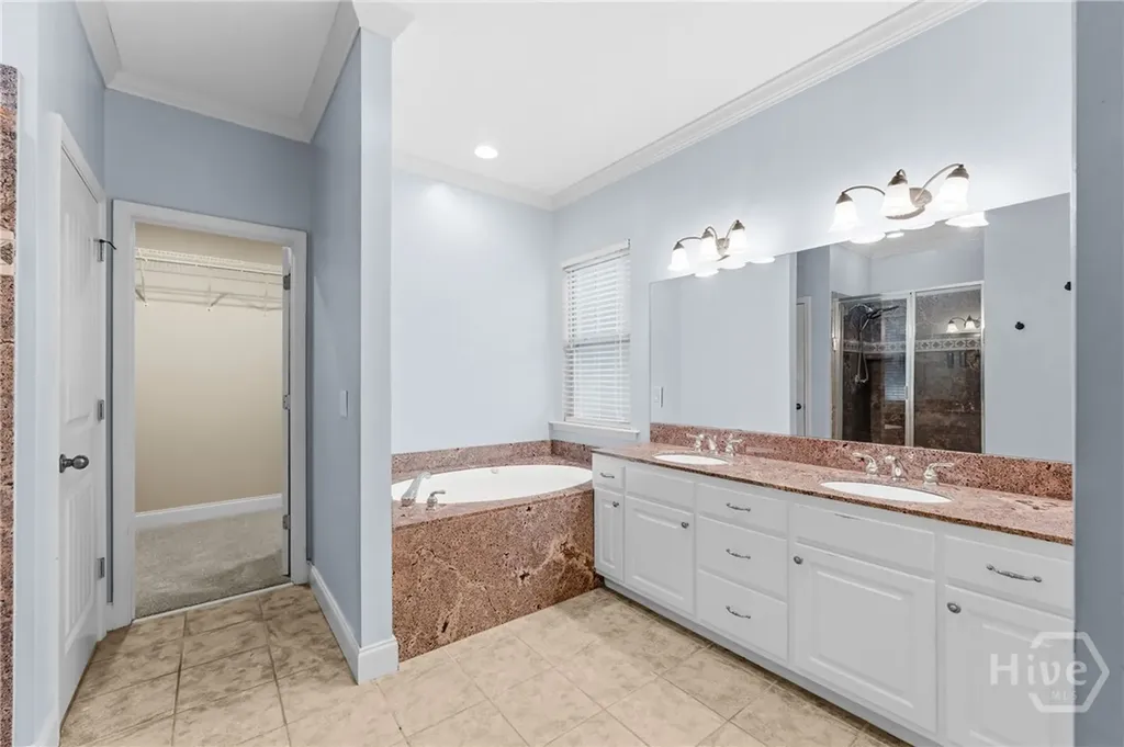 75 Jacobs Circle Richmond Hill GA 31324