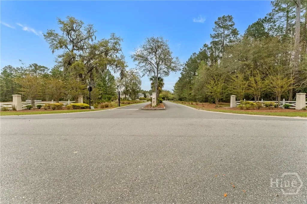 75 Jacobs Circle Richmond Hill GA 31324