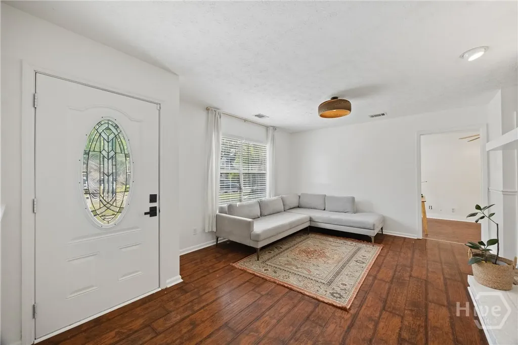 132 Bordeaux Lane Savannah GA 31419