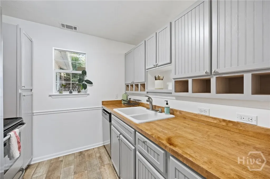 132 Bordeaux Lane Savannah GA 31419