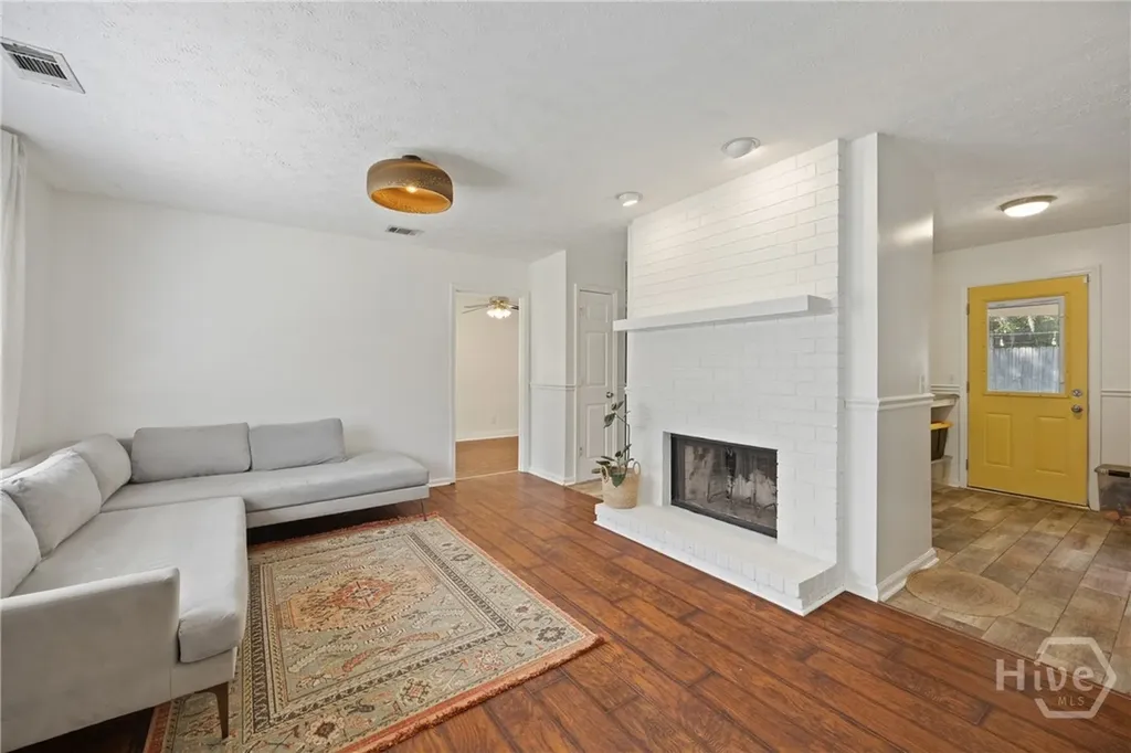 132 Bordeaux Lane Savannah GA 31419