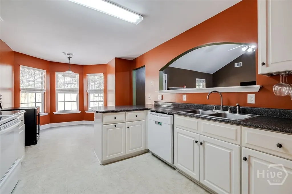 29 Arlen Drive Midway GA 31320