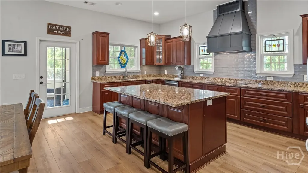 220 Saint Catherine Circle Richmond Hill GA 31324