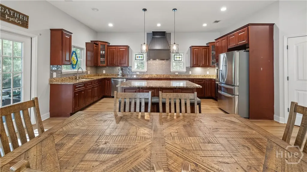 220 Saint Catherine Circle Richmond Hill GA 31324