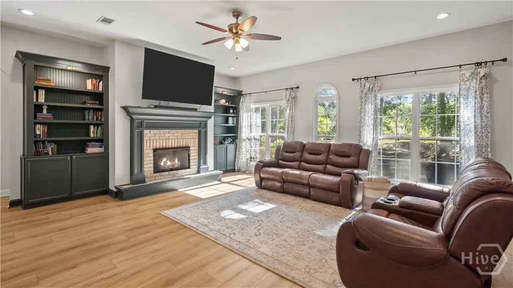 220 Saint Catherine Circle Richmond Hill GA 31324