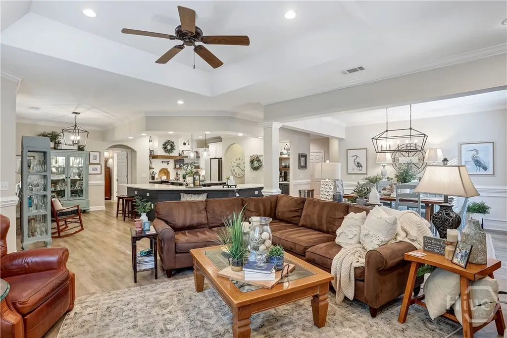 2203 River Oaks Drive Richmond Hill GA 31324