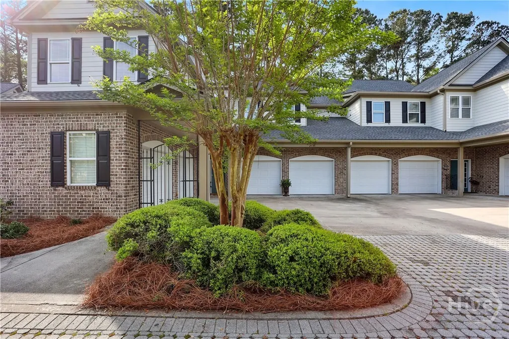 2203 River Oaks Drive Richmond Hill GA 31324