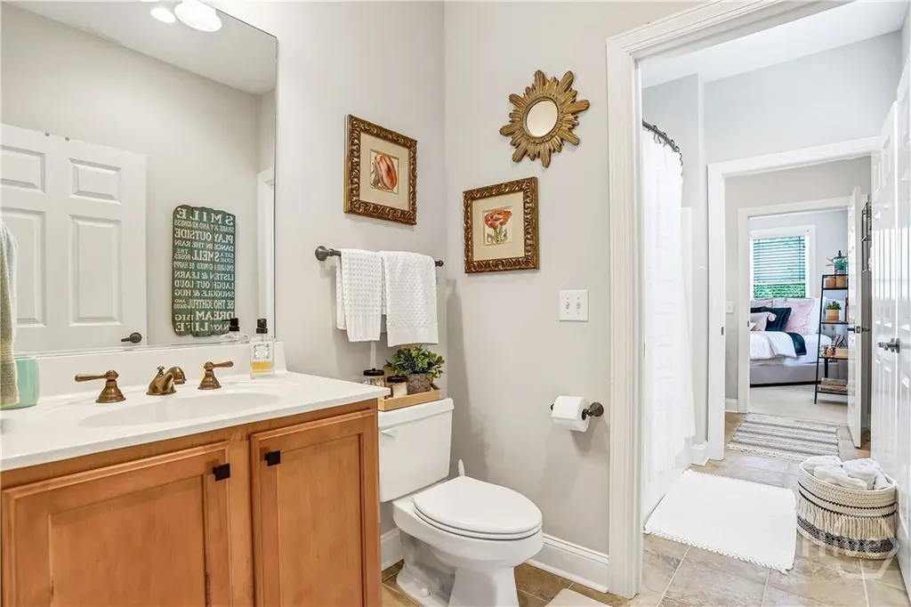 2203 River Oaks Drive Richmond Hill GA 31324