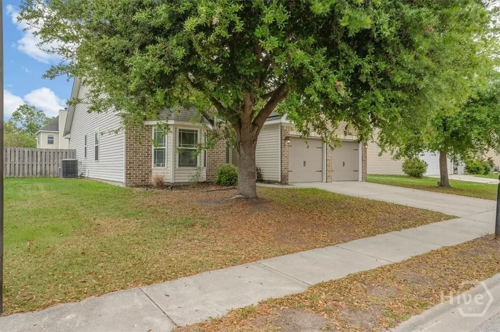 25 Chestnut Oak Drive Richmond Hill GA 31324