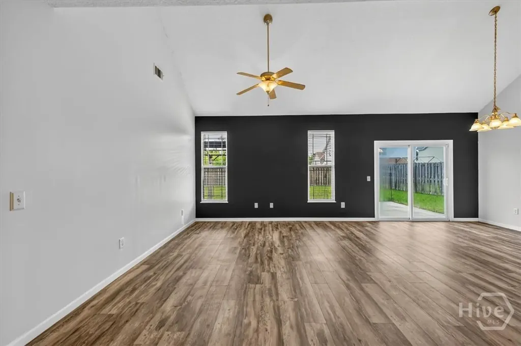 25 Chestnut Oak Drive Richmond Hill GA 31324