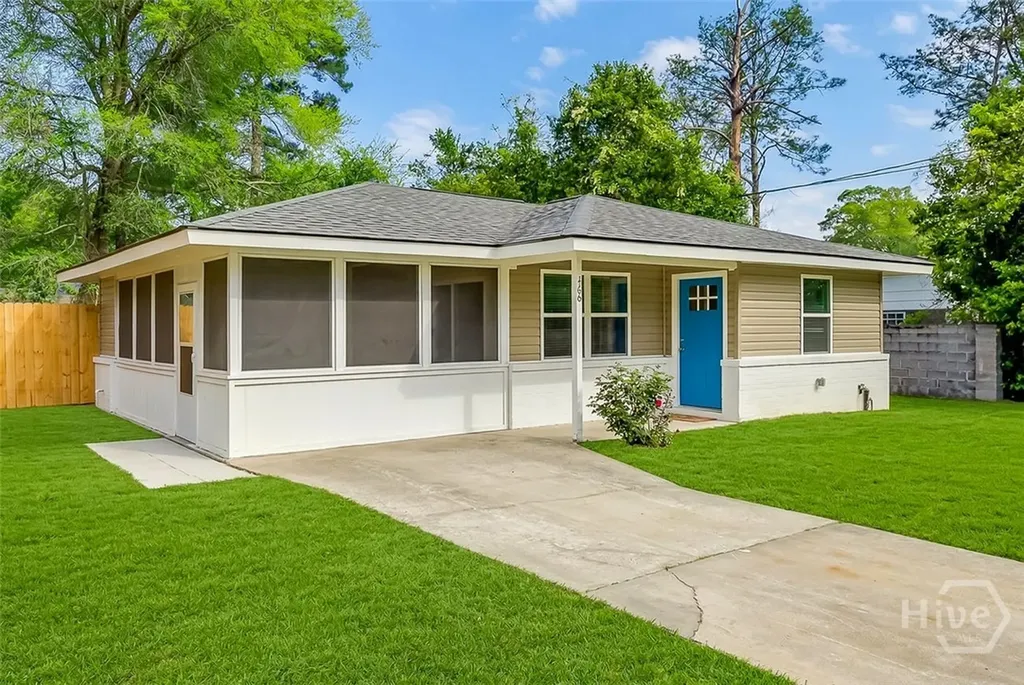308 E Fourth Street Springfield GA 31329