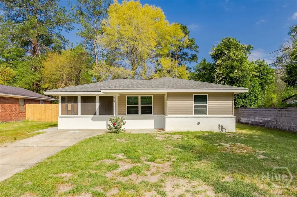 308 E Fourth Street Springfield GA 31329