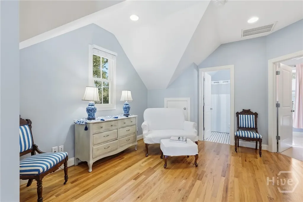 2430 Norwood Avenue Savannah GA 31406