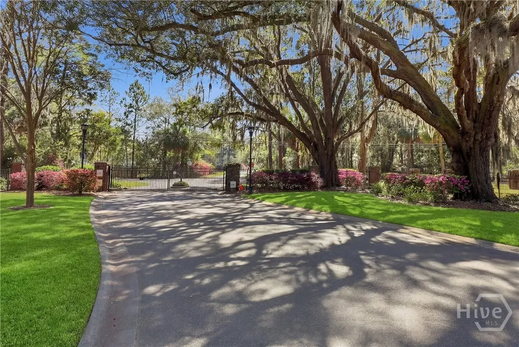 2430 Norwood Avenue Savannah GA 31406