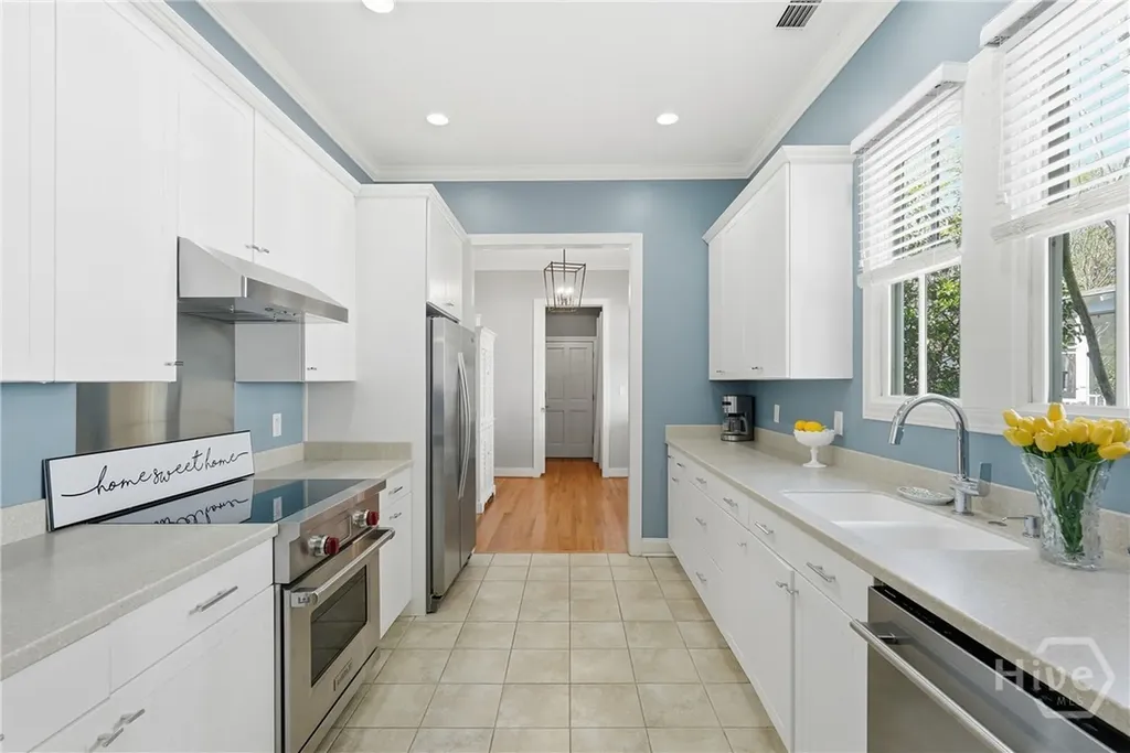 2430 Norwood Avenue Savannah GA 31406