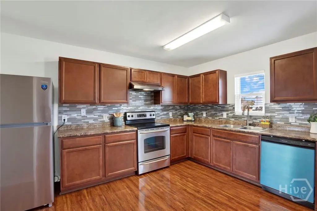 213 Barbour Lane Hinesville GA 31313