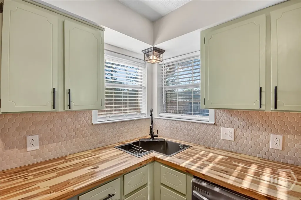 606 Windhaven Drive Hinesville GA 31313