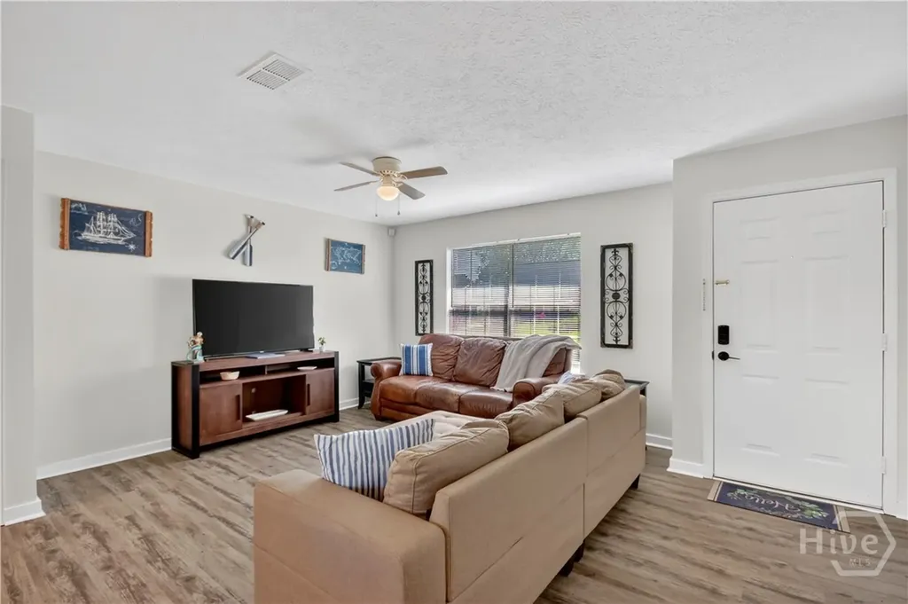 332 Mapmaker Lane Savannah GA 31410
