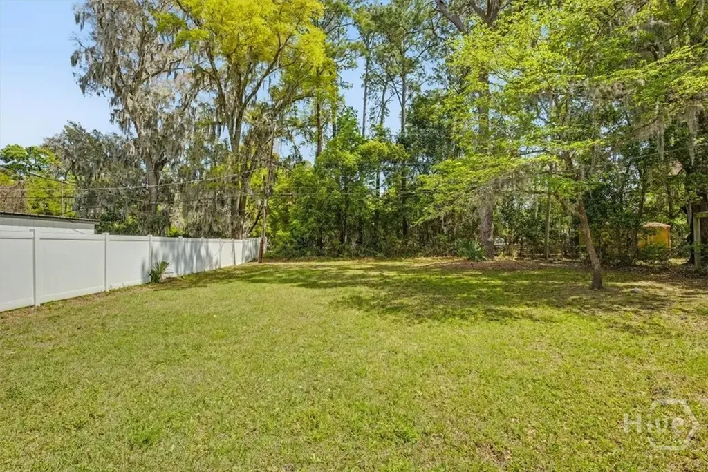 8434 Cresthill Savannah GA 31406