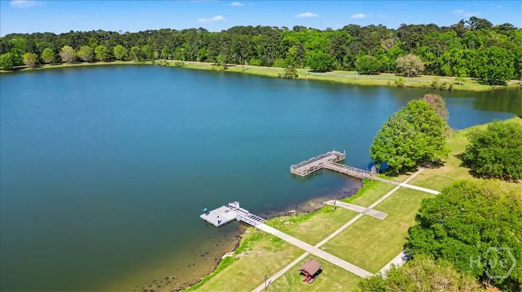 8434 Cresthill Savannah GA 31406