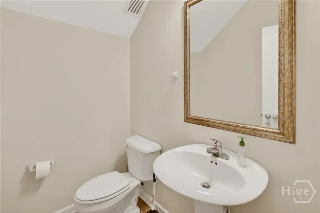 1074 Martin Road Midway GA 31320