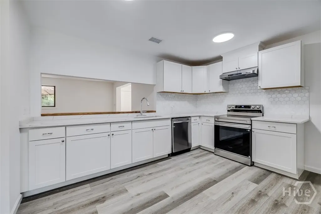 8508 Clarke Avenue Savannah GA 31406