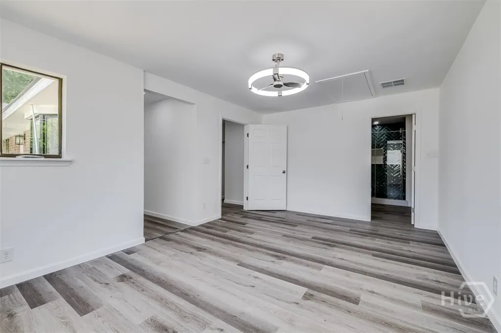 8508 Clarke Avenue Savannah GA 31406