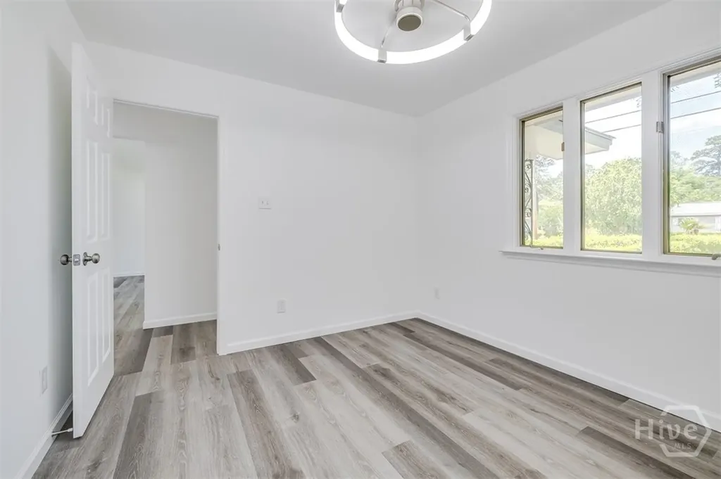 8508 Clarke Avenue Savannah GA 31406