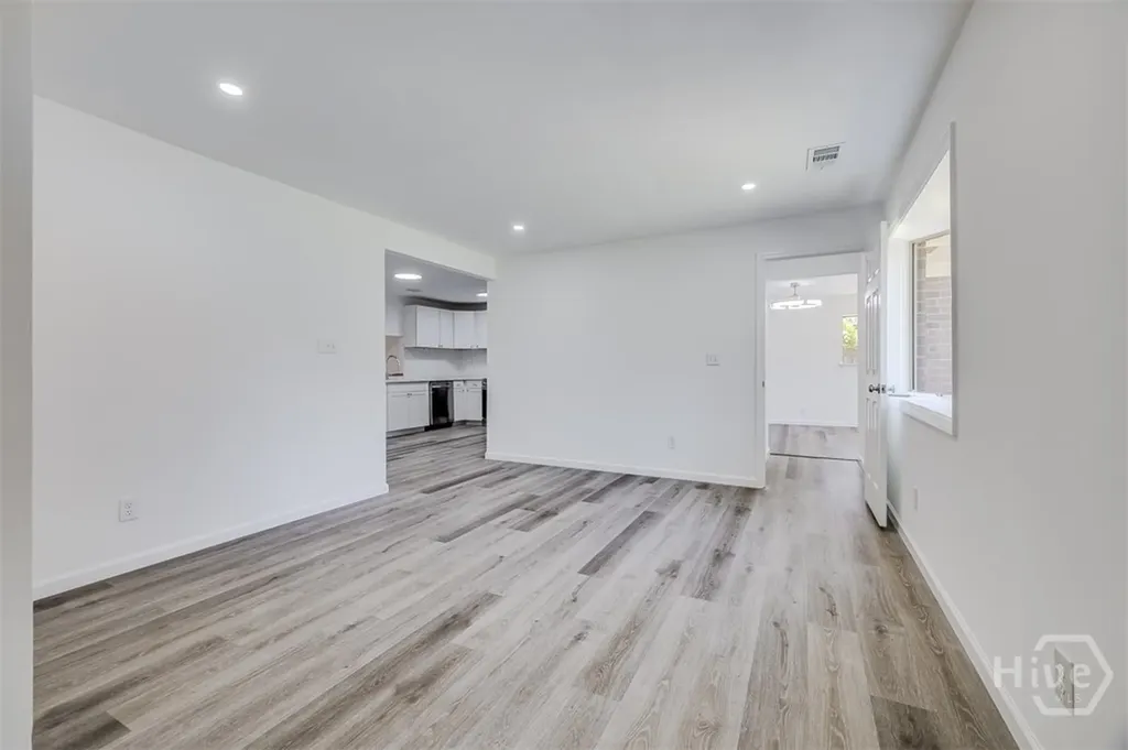 8508 Clarke Avenue Savannah GA 31406