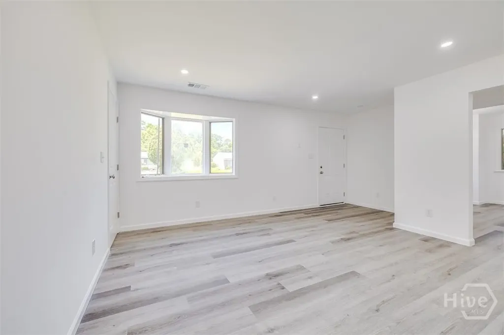 8508 Clarke Avenue Savannah GA 31406