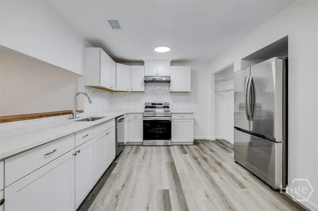 8508 Clarke Avenue Savannah GA 31406