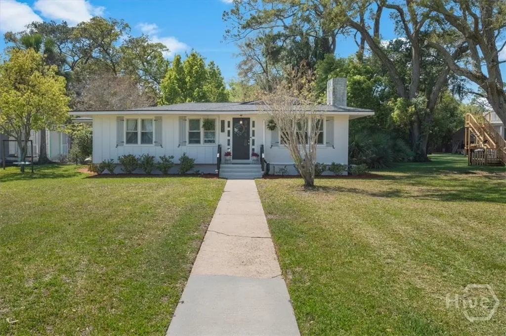 1021 Lanier Boulevard Brunswick GA 31520