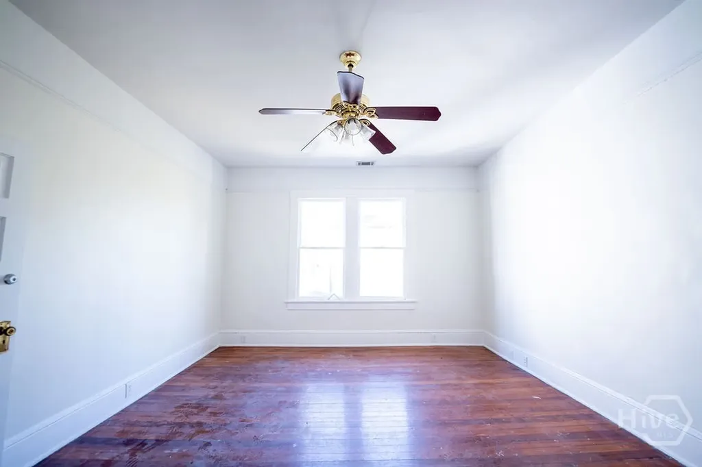 210 W W 41st Street Savannah GA 31401