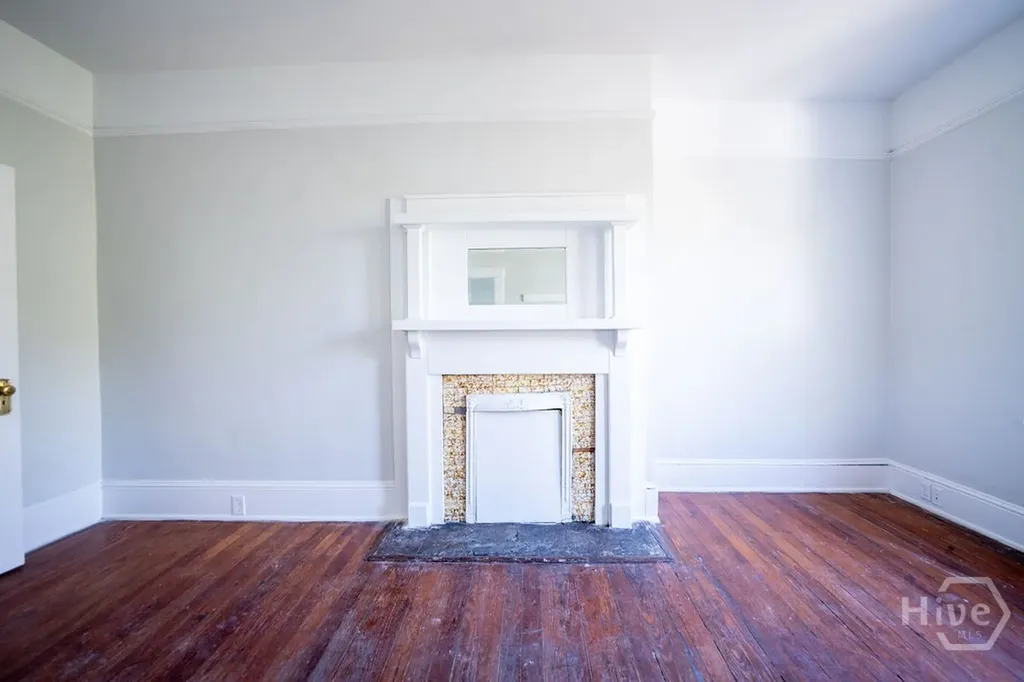210 W W 41st Street Savannah GA 31401