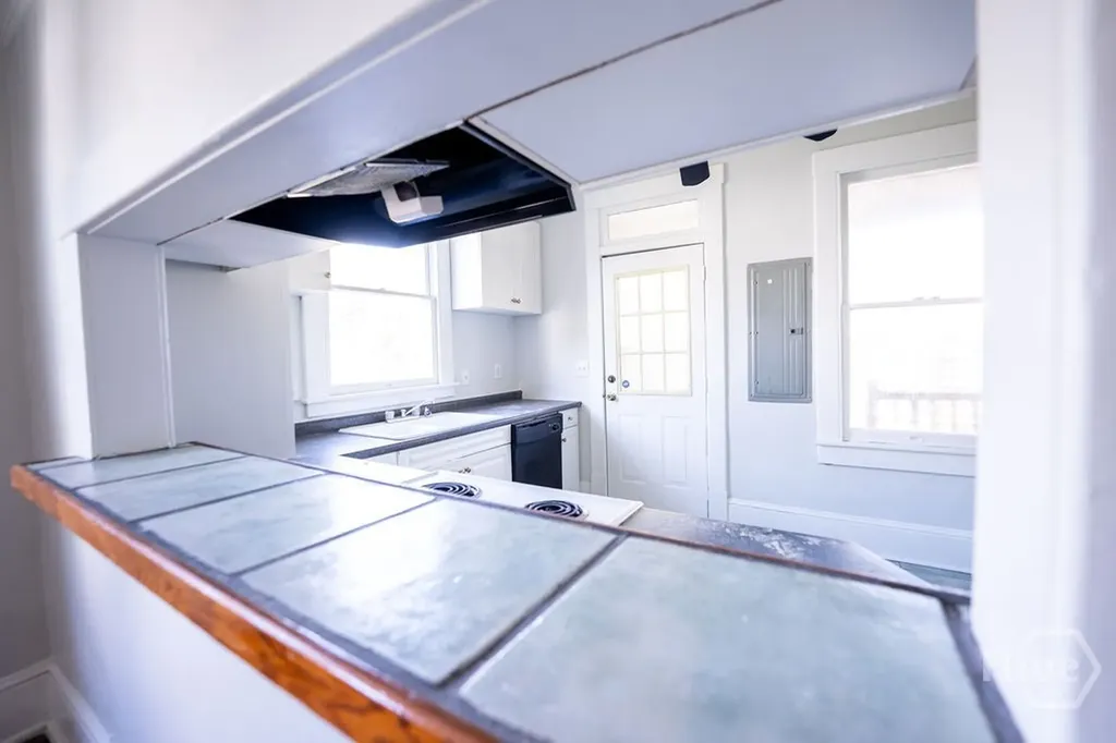 210 W W 41st Street Savannah GA 31401